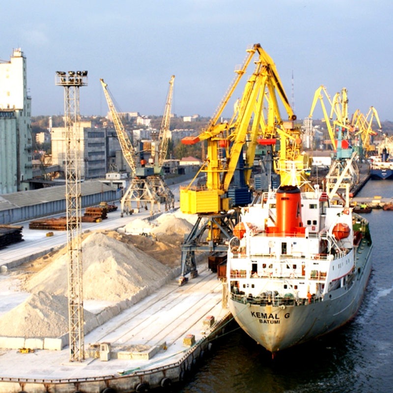 Перевалка вантажів в морських портах України виросла на 12,5%