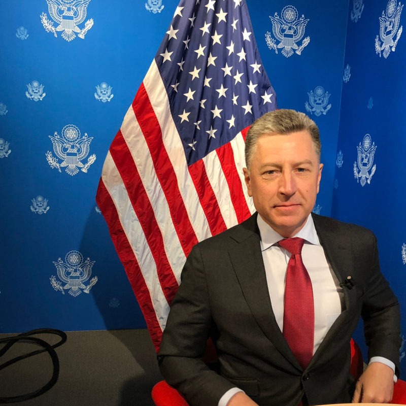 Волкер: поставки озброєння триватимуть, поки Україна їх потребує