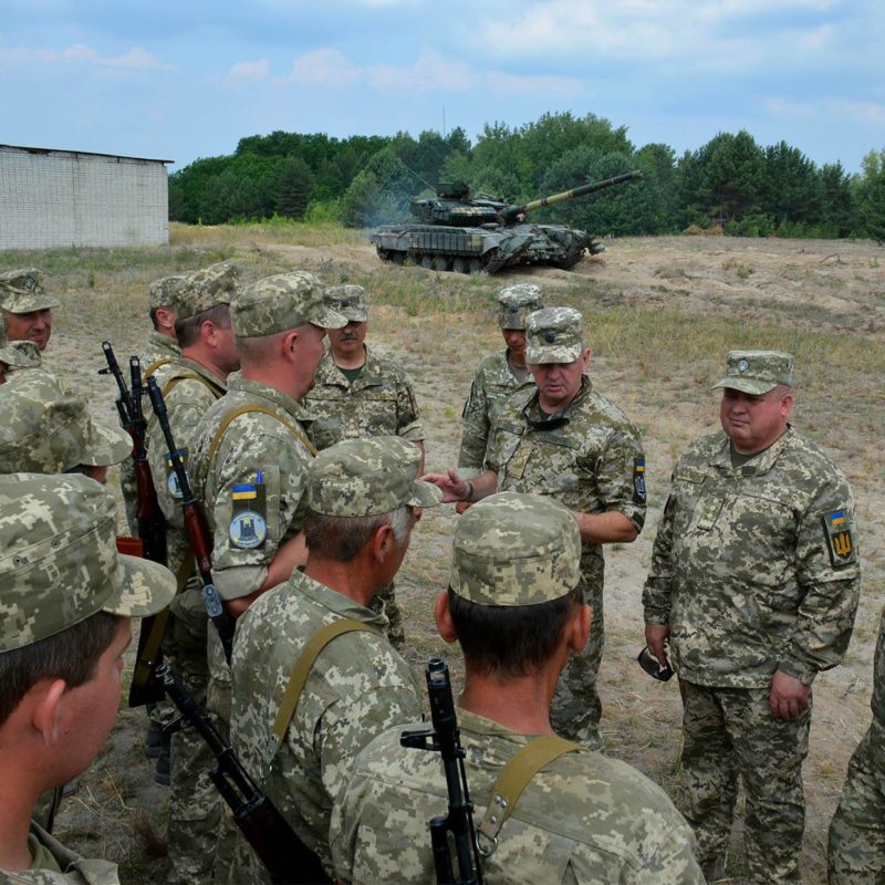 Муженко розповів, скільки добровольців служать у ЗСУ