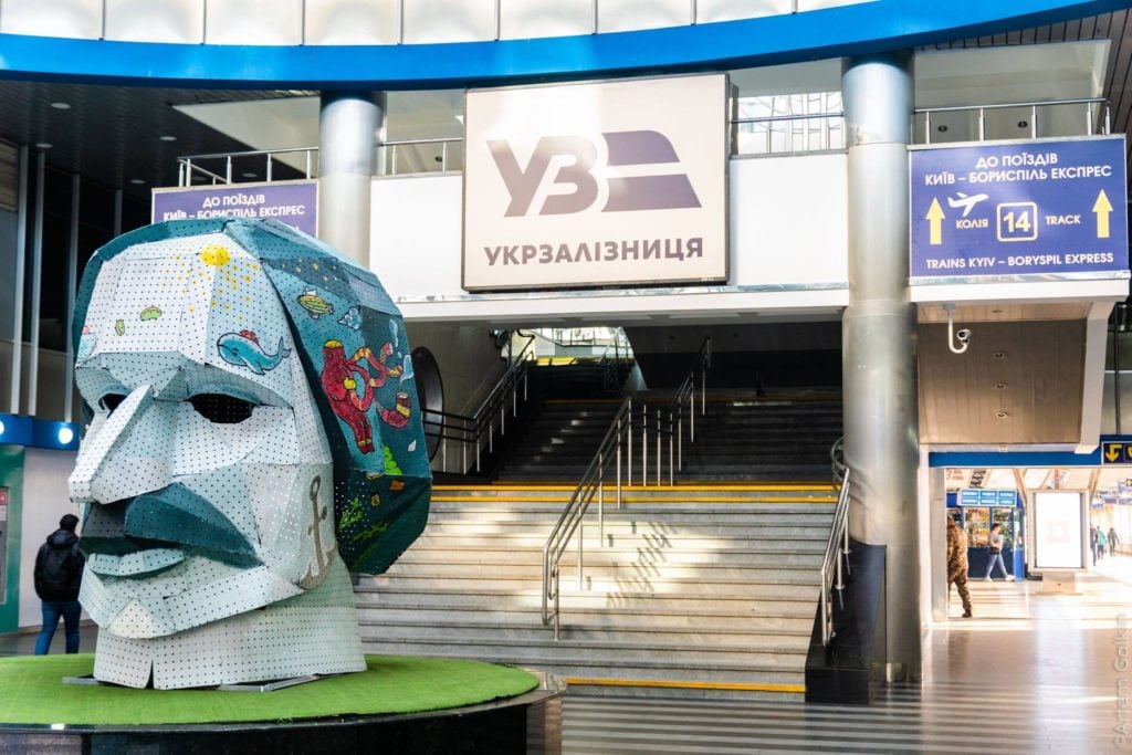 “Укрзалізниця” запускає арт-потяг для мандрівників на  ГогольFest у Маріуполі