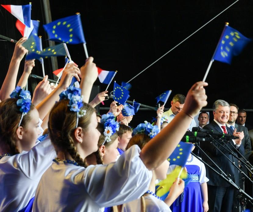 Poroshenko: Ukraine and the EU have become closer than ever 7
