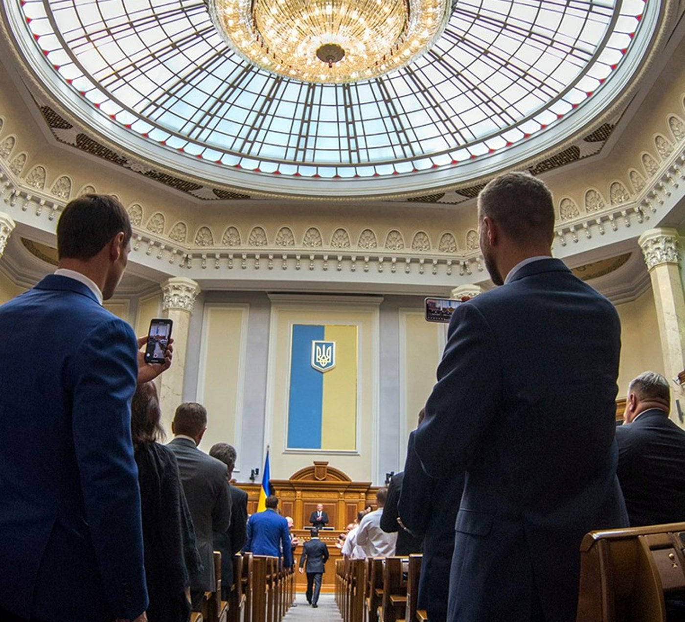 Порошенко: Єдина країна, де не збирається парламент з українського безпекового питання - це Україна 1
