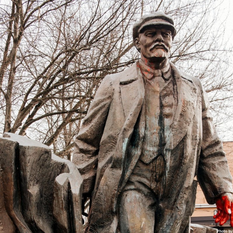 Lenin in Kyiv, Colston in Bristol