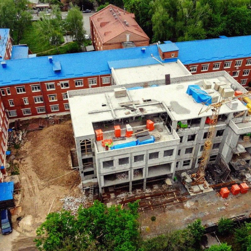 Мінфін зупинив будівництво лікарні та школи у Вінниці