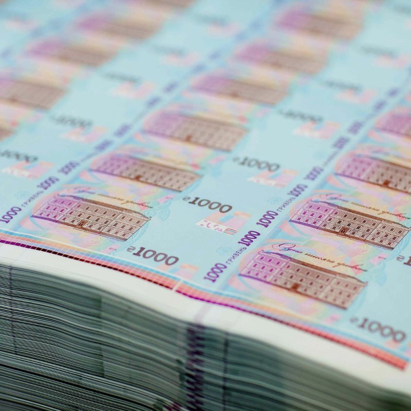 З фонду боротьби з коронавірусом при ОПУ зникли мільйони гривень - Watchdogs.Розслідування
