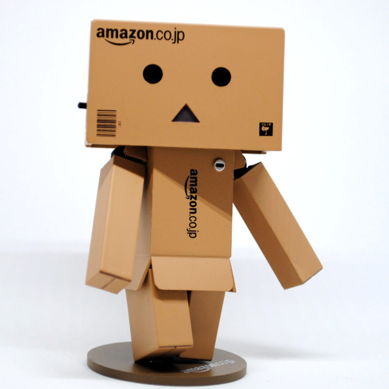 Amazon планує найняти ще 100 тис працівників через попит на онлайн замовлення