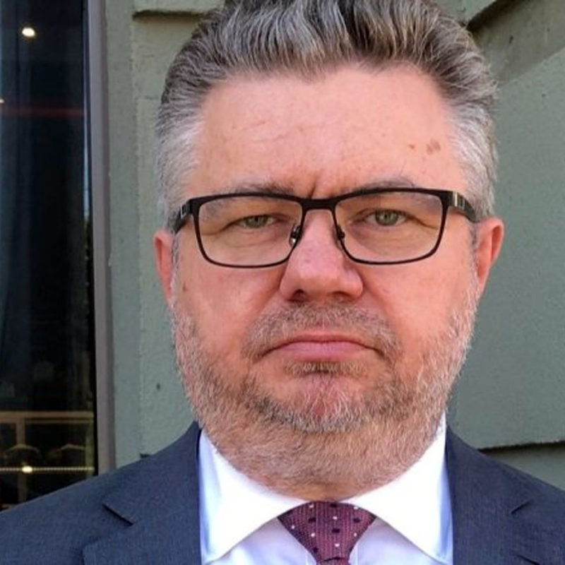 Влада знімає новий політичний замовний серіал проти Порошенка - адвокат Головань