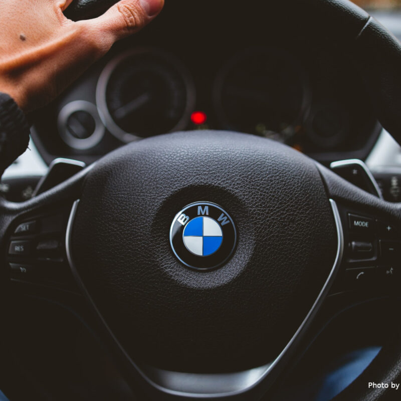 Для автовласників з рф BMW позначила на картах Крим російським