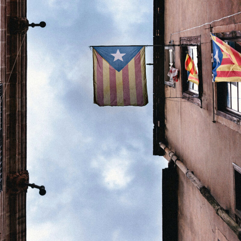 russia offered Puigdemont 10,000 soldiers, judge says