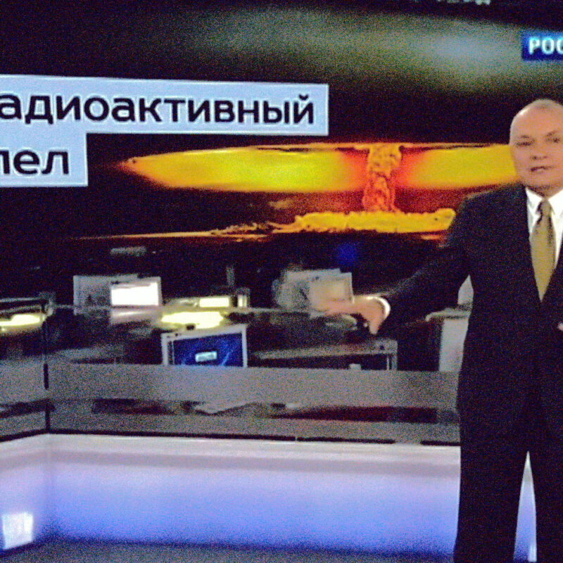 В Кремлі обурились, що хтось, крім них, може "шантажувати країни Заходу" ядерним потенціалом