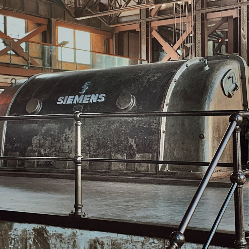 Німецька Siemens продовжує допомагати російським окупантам в Криму