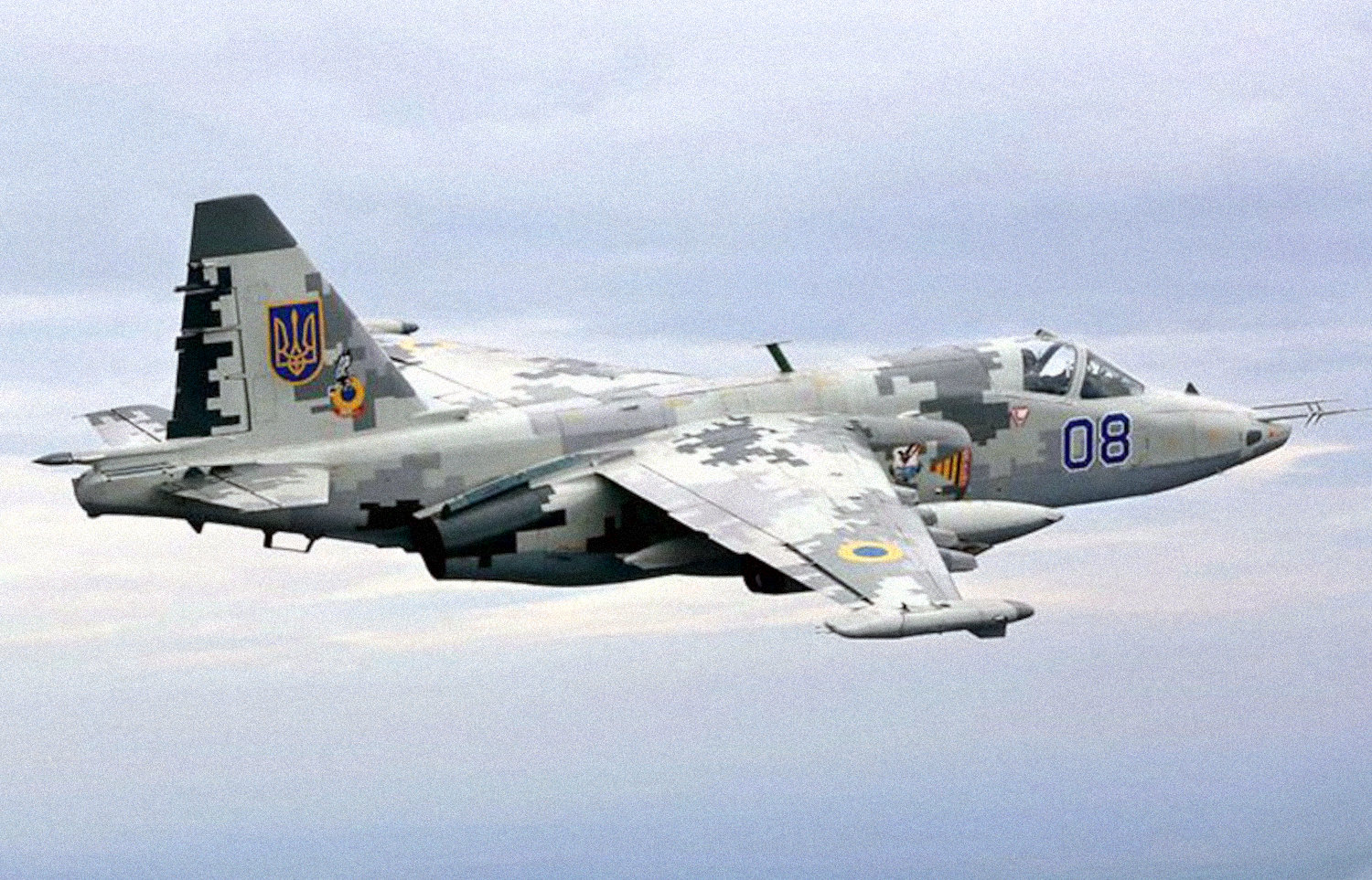 Українська авіація здійснила до 20 вильотів за добу, уражено склад боєприпасів, позиції двох БТГ ворога