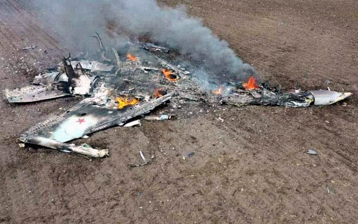 Russian Su-34 Destroyed Near Yenakijeve In Donetsk Region [video] – The ...