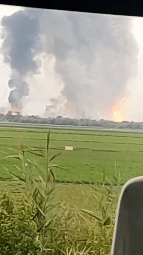 Big explosions destroyed ammunition depot in occupied Crimea near Dzhankoy [video]