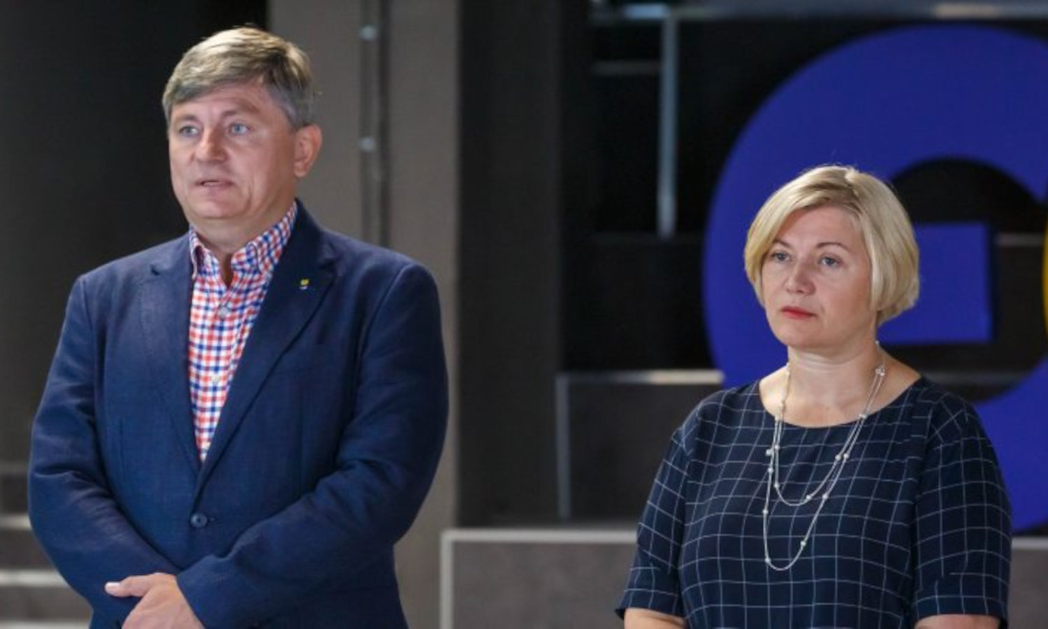 "Євросолідарність" вимагає обовʼязкового декларування для ОПУ, керівників держпідприємств та тиловиків
