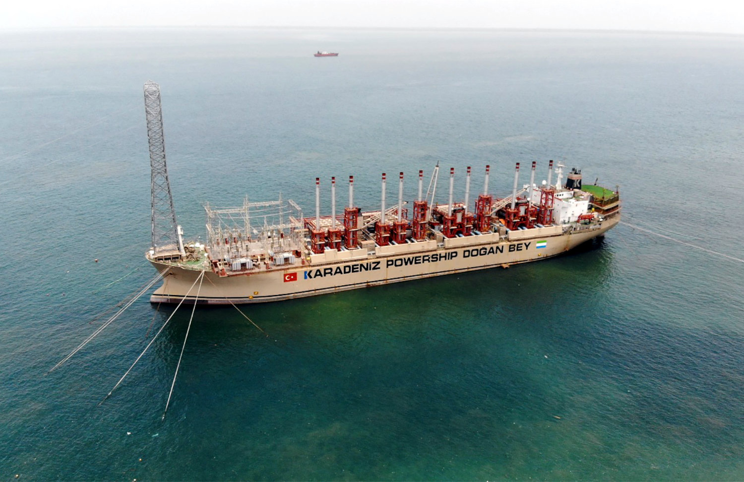 Турецька Karpowership може розмістити три енергетичні баржі в Одесі