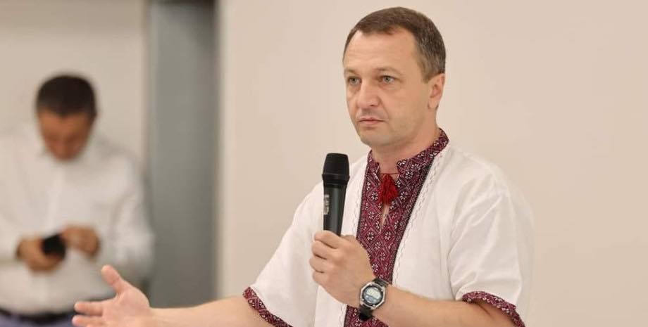 Кремінь щодо російських атак на книговидавництво: Українська книга — це наша територія свободи, доказ героїчної боротьби нації, хроніка злочинів імперії