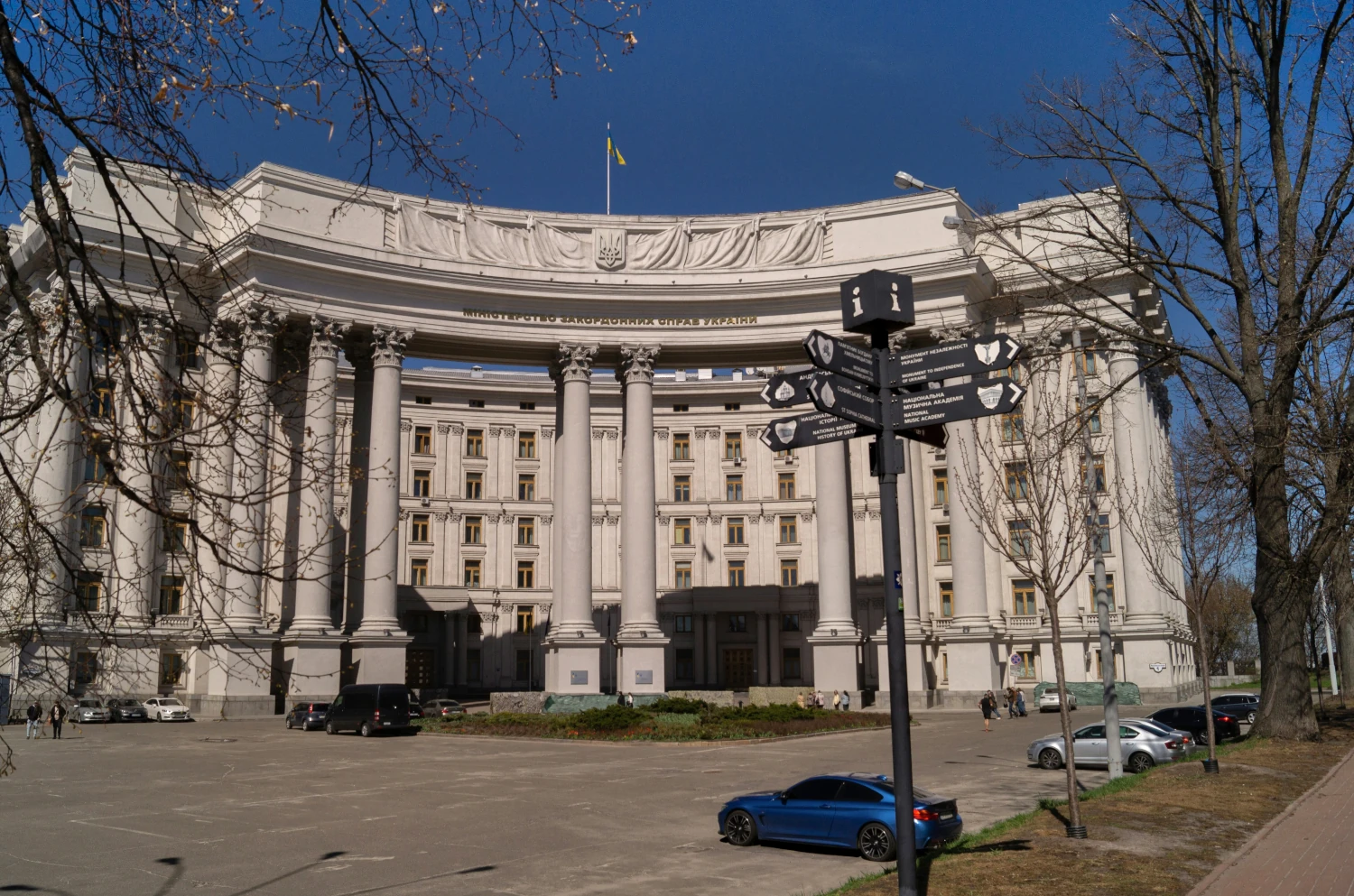 Ukraine’s Foreign Ministry confirms that China asked Kyiv not to strike Vladivostok during the visit of senior Chinese officials