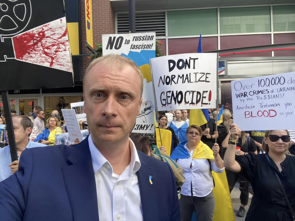 People protested in Toronto to demand the removal of the russian propaganda film “russians at War” from TIFF