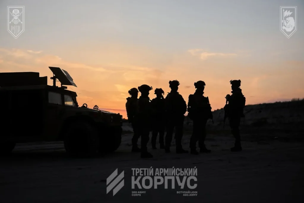 росіяни створили фейкові ресурси для рекрутів, що маскуються під офіційний сайт Третього армійського корпусу