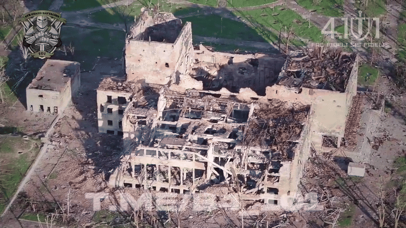 Ruins instead of a city: footage of the destroyed Toretsk in the Donetsk region